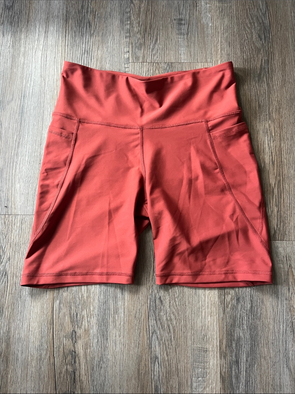 Old Navy Women's High-Rise Rust Bike Shorts with Side Pockets
